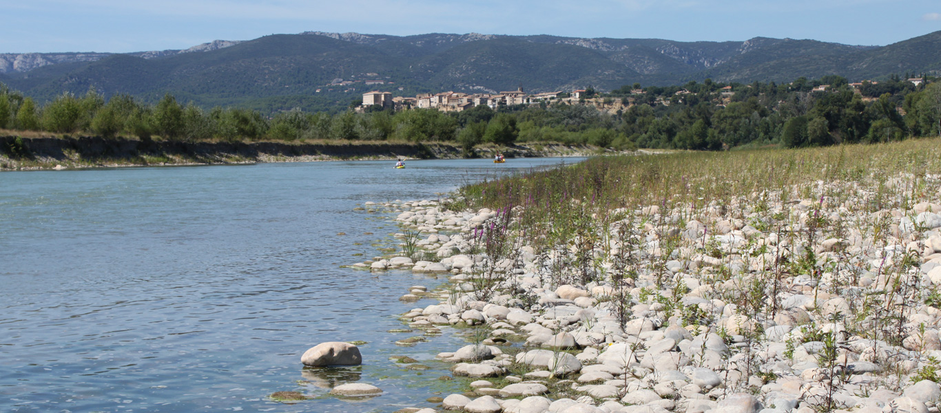 Fluss Durance in der Provence bei
